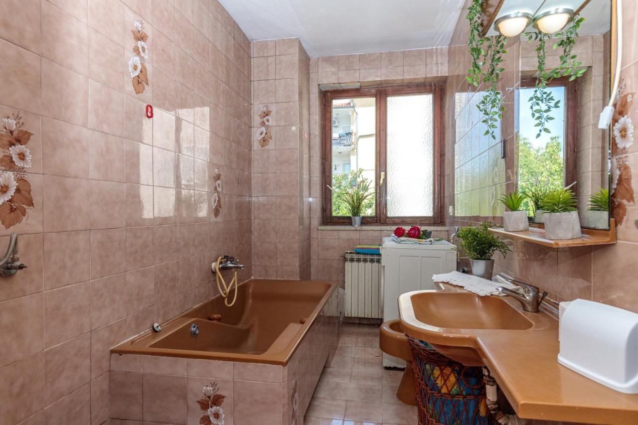 Apartments Volte Rovigno Екстер'єр фото
