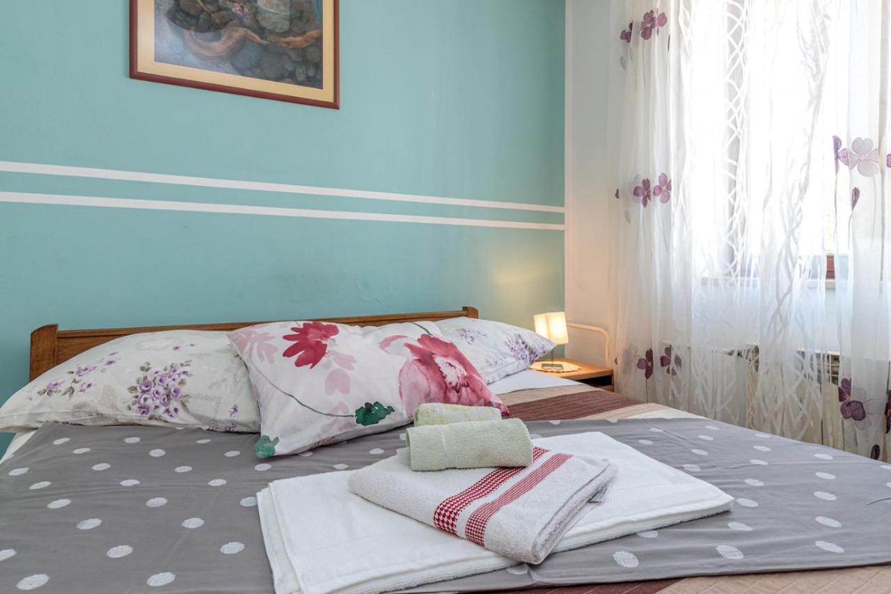 Apartments Volte Rovigno Екстер'єр фото